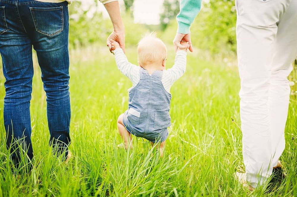Can I Use Mosquito repellent on children & babies? | THEYE® Natural Insect Repellent